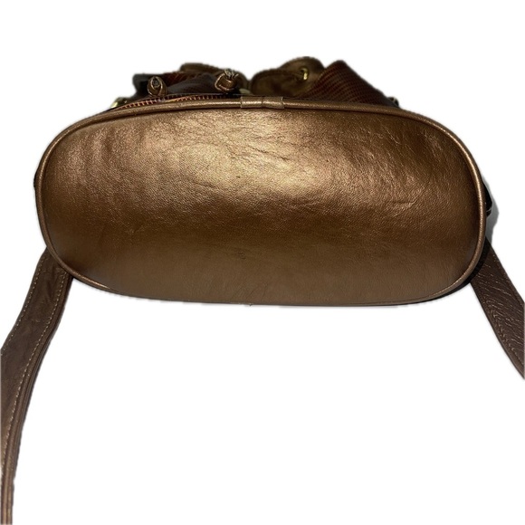 Stylish Gold and Brown Shoulder Bag - Picture 9 of 15